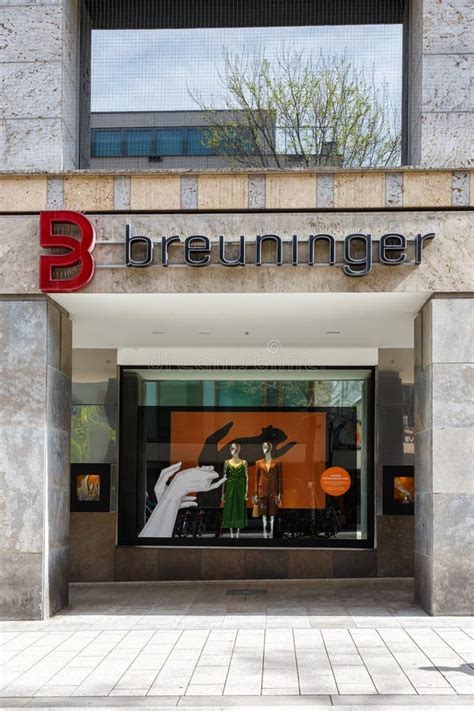 breuninger fashion store stuttgart.